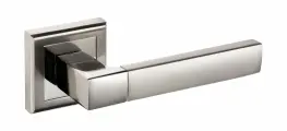 Ручки дверные Bussare STRICTO A-67-30 хром/мат. хром, на квадратной розетке
