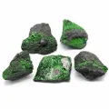 Минерал уваровит 1 сорт 38*29*25мм 40-49г