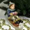 Irena-Co елочная игрушка, стекло Мальчик на санях винтаж (12х9х6см)