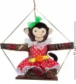 Кукла подвесная 'Обезьяна на качелях'