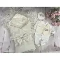 Конверт для новорожденных на выписку в роддом нарядный из льна для мальчика крем