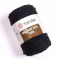 Пряжа YARNART Macrame Rope 3mm, черный - 750, 60% хлопок, 40% вискоза & полиэстер, 4 мотка, 250 г, 63 м.