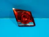 Фонарь задний левый внутренний Chevrolet Cruze 2009-2016 95130772 - Б/У