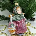 Irena-Co елочная игрушка, стекло Девочка с коромыслом (12,5х7х6см)