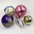 Набор из 5-ти елочных игрушек разных форм, стекло, пластик, металл, краска