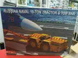 4802 Российский военно-морской 10-тонный тягач и буксирная тяга Сборная модель RFM 1:48