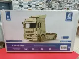 Конструктор из дерева. Седельный тягач КАМАЗ-5490, 1:35. Baumi 11014