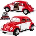 Металлическая машинка игрушка 1:32 1967 Volkswagen Classical Beetle (Color Door) инерционная / Красный