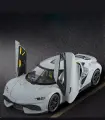 Коллекционная масштабная модель Koenigsegg Gemera 1:24 (металл, свет, звук)