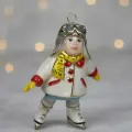 Ёлочная игрушка/Дети ретро/ Девочка на коньках/ Фарфор