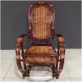 Кресло-качалка Вирджиния с жестким сидением от DOMKORLEONE, натуральная лоза, цвет коричневый комбинированный