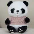 Мягкая игрушка Панда 25 см в розовом вязаном свитере (JX703523913P)