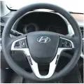 Накладка из натуральной кожи Кожа рулит на руль Hyundai Solaris I (2011-2017), i20 (2008-2014), черная, для замены штатной накладки, для руля с подогревом