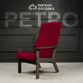 Кресло для отдыха РЕТРО от Мягкой посадки с высокой спинкой и полокотниками, обивка красный велюр