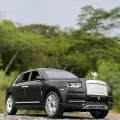 Коллекционная модель ROLLS-ROYSE CULLINAN 1:24 (металл, свет, звук) чёрный