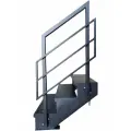 Лестница 4 металлические ступени, ограждение с одной стороны. Ширина 90 см.