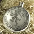 Фляжка круглая из британского пьютера Геральдический лев на Щите- 6oz Round Lion Rampant