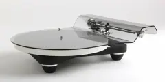 Виниловый проигрыватель Rega PLANAR10 + APHETA 3 MC черный