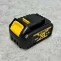 Аккумулятор DeWalt DCB182 Li-Ion, 18/20В, оригинал 4 Ач; без упаковки!