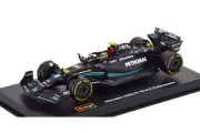 Модель коллекционная BBURAGO Mercedes amg W14 hamilton 2023 / мерседес амг льюис хэмильтон (бокс в комплекте)