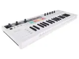 Arturia KeyStep Pro MIDI клавиатура