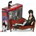 Фигурка Эльвира на кушетке Toony Terrors от Neca, коллекционная