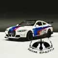 Машинка BMW M4 Safety car MotoGP. Металлическая модель автомобиля БМВ М4 белый 16см. Инерционная игрушка машина 1:32