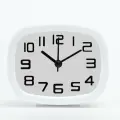 Будильник, дискретный ход, 10 х 8 х 4 см, белый 9866036