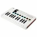 MIDI-клавиатура Arturia MiniLab3 с 25 клавишами, 8 пэдами, 8 регуляторами и дисплеем