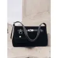Сумка багет на плечо маленькая замшевая
