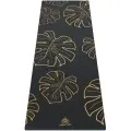 Коврик для йоги и фитнеса каучуковый нескользящий с чехлом Арт Йогаматик Tropic Grey Gold, 185x68x0.4 см, черный с золотым рисунком