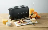Тостер Smeg TSF01CHMEU Global