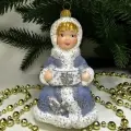 Irena-Co елочная игрушка, стекло Девочка (11,5х7,5х6,5см)