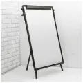 Флипчарт (магнитно-маркерная доска), регулируется по высоте, размер доски 90 × 60 см