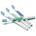 Amway Glister Универсальные зубные щетки, 4 шт