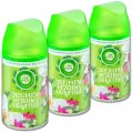 Сменный баллон для освежителя воздуха AirWick Freshmatic Life Scents Нежные цветы, 250 мл, 2 шт.