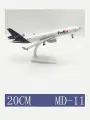 Модель самолета 20 см на шасси, Fedex MD-11 металл, на подставке