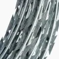 Проволока колючая- оцинкованный спиральный барьер безопасности