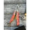 Мультитул Leatherman Signal Guava