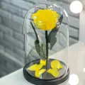 Желтая роза в колбе Премиум в подарочной коробке с вау-эффектом /26 см/Живет 5 лет!