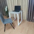 Письменный стол лофт 60*60 см. Бетон светлый. Белые ножки